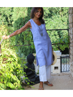 Robe en lin bleu lilas fendue sans manche