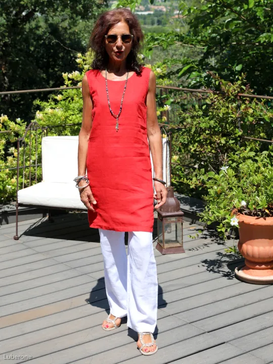 Robe en lin sans manche rouge avec pantalon