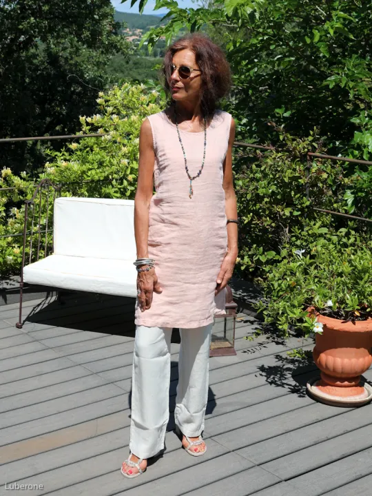 Robe en lin sans manche saumon courte