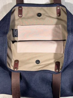 navy linen tote bag closure inside