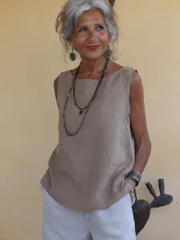 Top en lin café sans manche