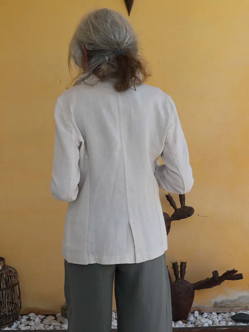 veste en lin pour femme vue de dos