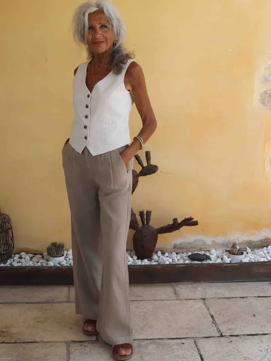 pantalon en lin à pince pour femme beige élégant