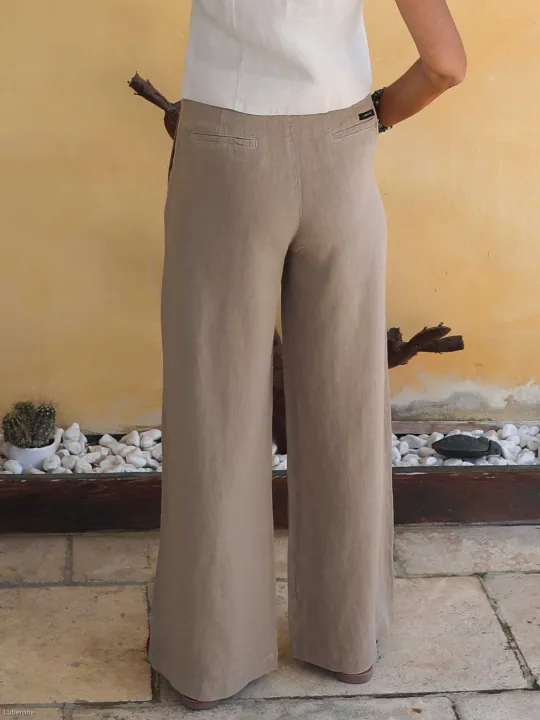 pantalon en lin à pince beige pour femme vus de dos