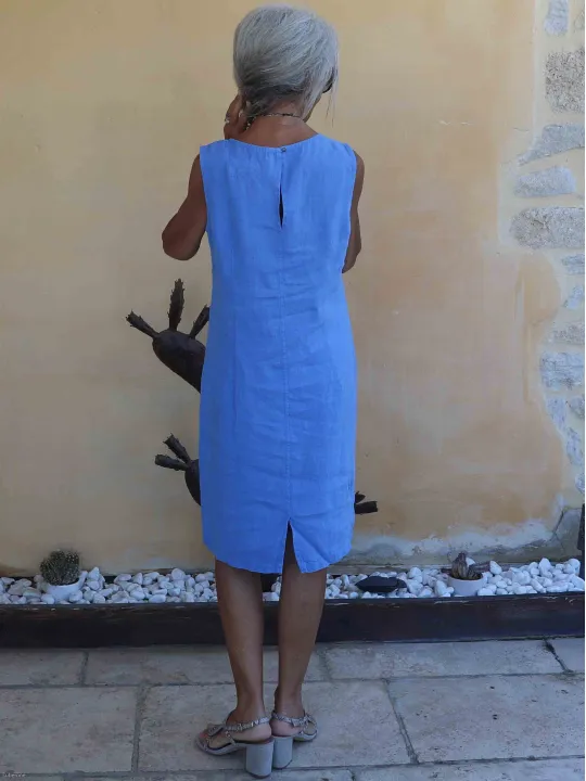 robe en lin sans manche en bleu roi (vue de dos)