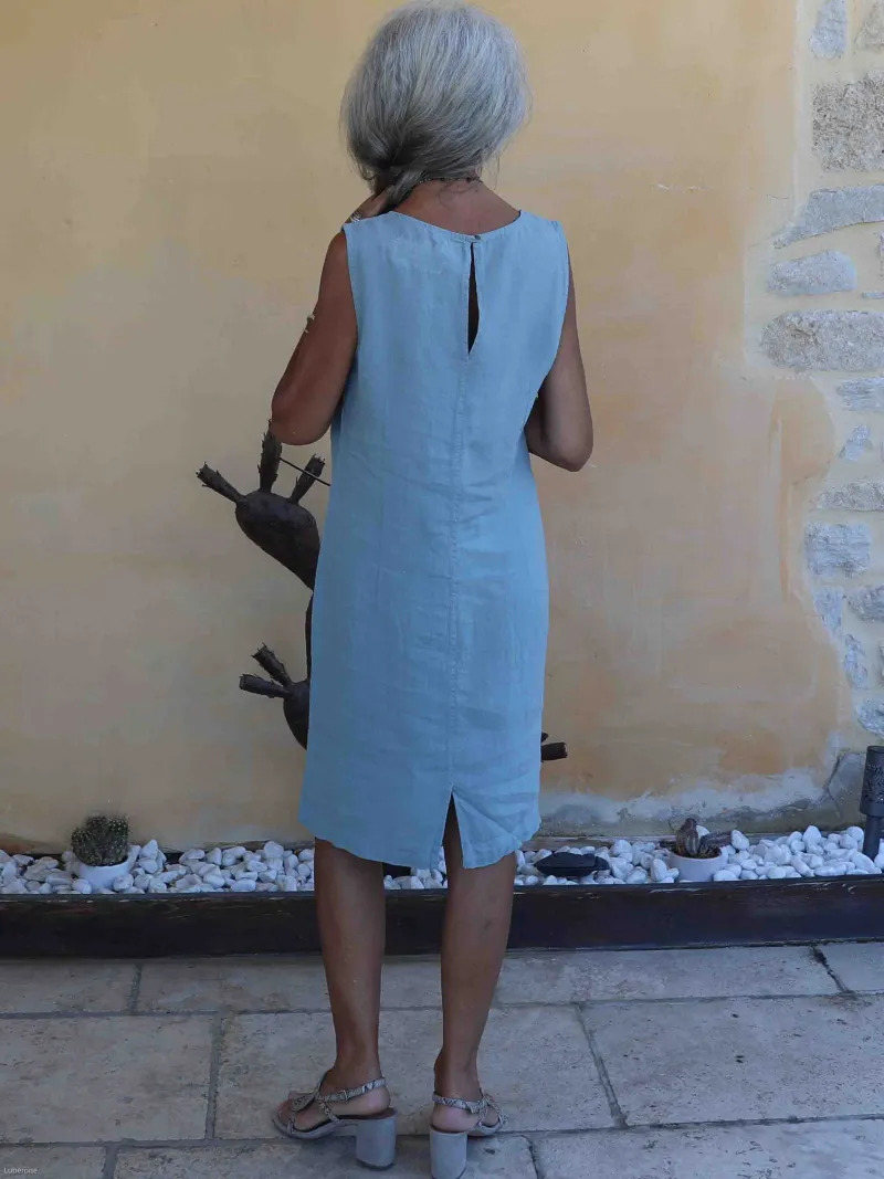 robe en lin sans manche en gris vert (vue de dos)