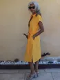 robe en lin boutonnée manche courte moutarde élégant