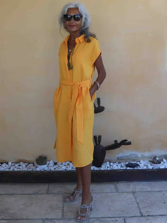 robe en lin boutonnée manche courte moutarde chic