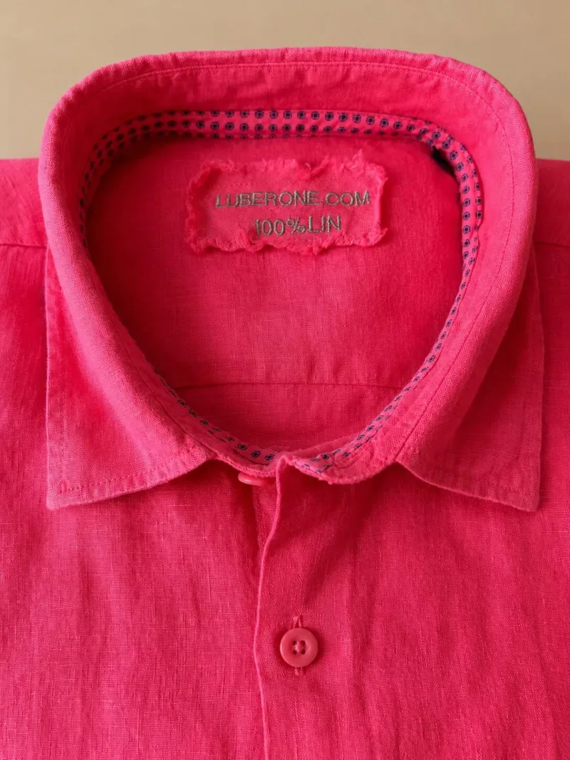 Classic collar detail of the men's fuchsia linen long sleeve shirt
