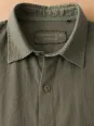 Classic collar detail of the men's khaki linen long sleeve shirt