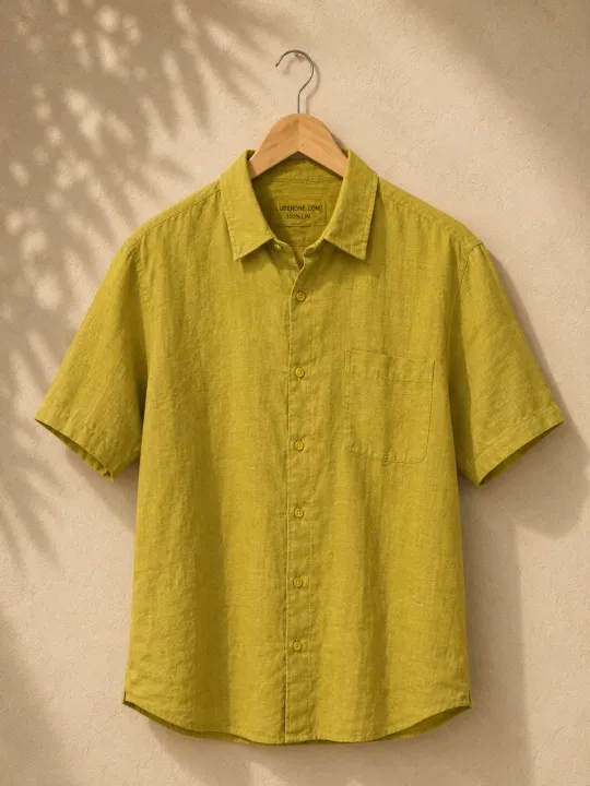 Chemise en lin homme jaune moutarde manches courtes avec col sur cintre