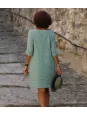 Robe en lin femme verte Roussillon, col V, manches 3/4 et poches, vue de dos