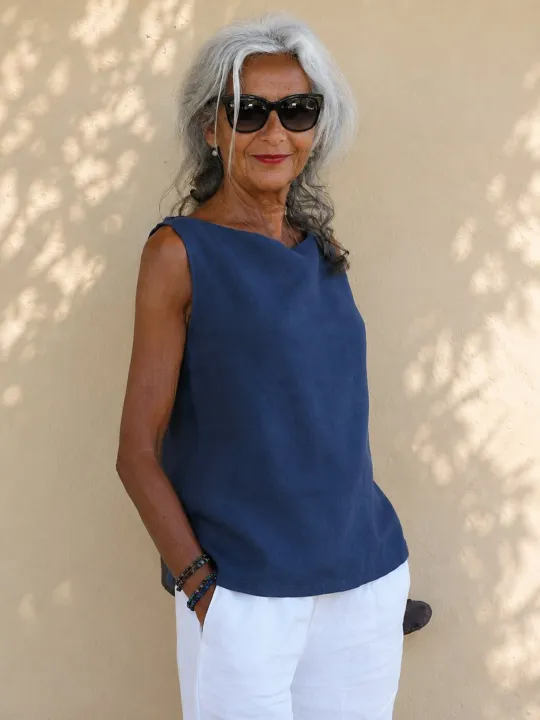 Women's navy linen sleeveless top Lauris front view