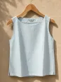 Top en lin femme bleu ciel sans manches Lauris sur cintre