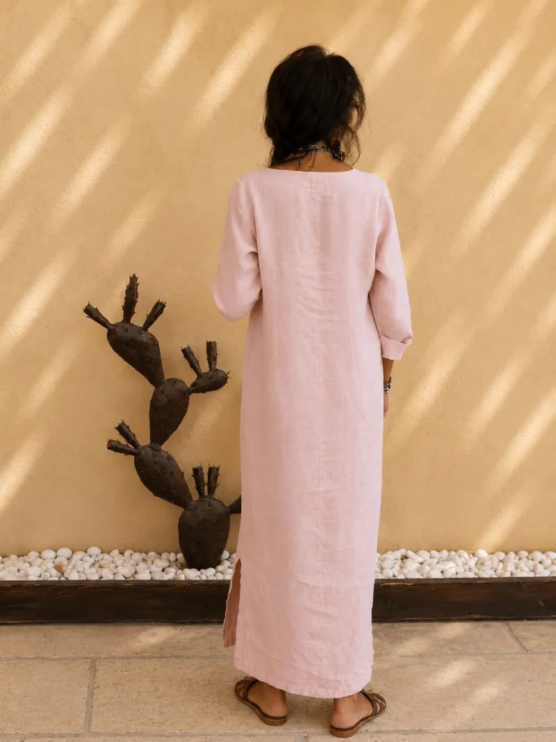Back view of the women's Rustrel long salmon linen dress