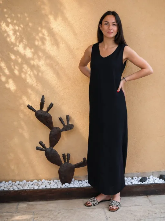 Robe longue en lin femme noire sans manches Lacoste de face