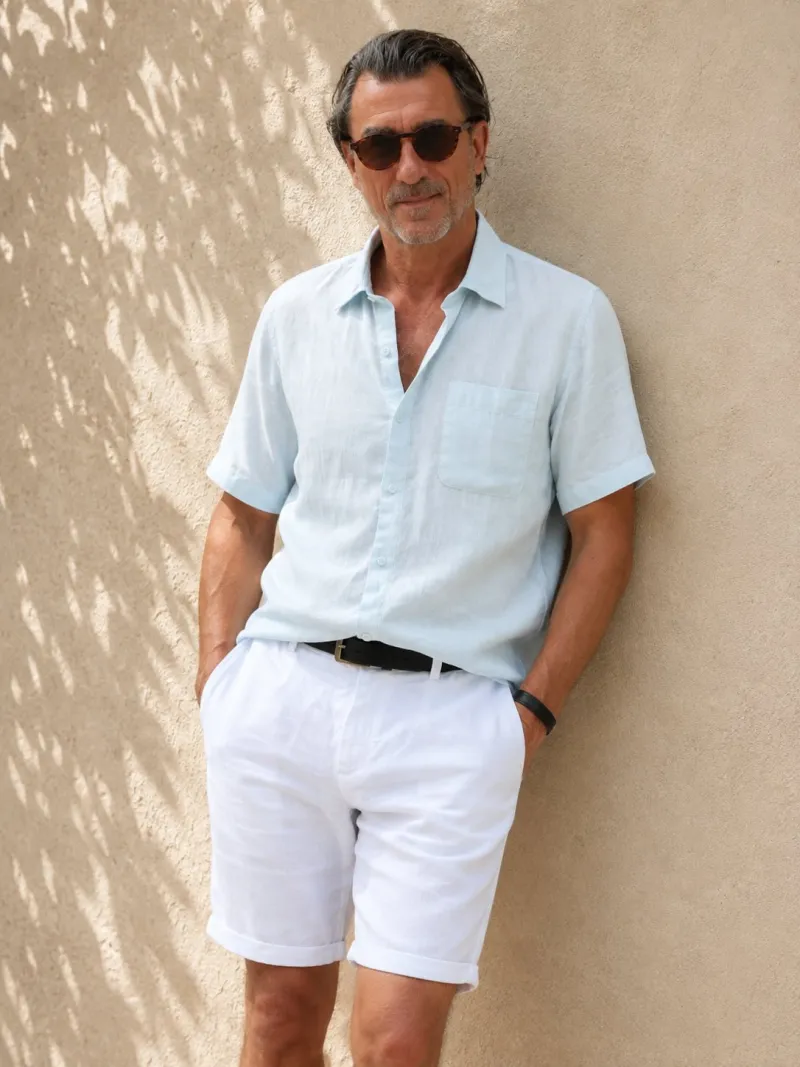 Chemise en lin homme bleu ciel à manches courtes Bonnieux vue de face
